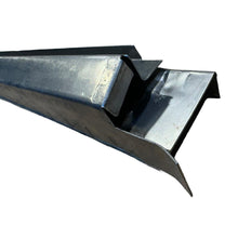 Načíst obrázek do prohlížeče Galerie, Side Door Sill – Bukhanka Classic (2.4L &amp; 2.9L), Bukhanka Modern (2.7L) – OEM 0451 - 10 - 5401180 - 00 – UAZPARTS.COM UAZ onderdeel – OEM 0451 - 10 - 5401180 - 00