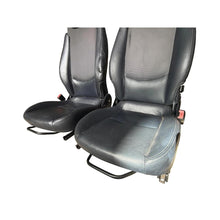 Laden Sie das Bild in den Galerie-Viewer, Smart Full Leather Heated Seat Set (2 pcs) – Bukhanka (Classic &amp; Modern) – OEM SMART123ZACHTBLAUW – UAZPARTS.COM UAZ PART – OEM SMART123ZACHTBLAUW