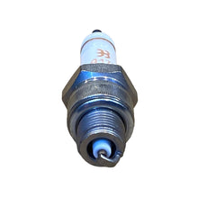 Laden Sie das Bild in den Galerie-Viewer, Spark Plug – Bukhanka Classic &amp; Hunter/469 (2.4L &amp; 2.9L) – OEM 603438038 – UAZPARTS.COM UAZ onderdeel – OEM 603438038