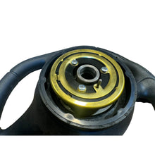 Laden Sie das Bild in den Galerie-Viewer, Sport Steering Wheel – Bukhanka (Classic &amp; Modern) &amp; Hunter &amp; 469 – OEM 78645 – UAZPARTS.COM UAZ onderdeel – OEM 78645