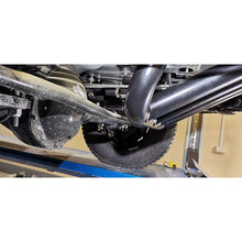 Laden Sie das Bild in den Galerie-Viewer, Steering Rod Protector – Bukhanka (Classic 2.4L &amp; 2.9L, Modern 2.7L) – OEM 452 - 33000 – UAZPARTS.COM UAZ onderdeel – OEM 452 - 33000