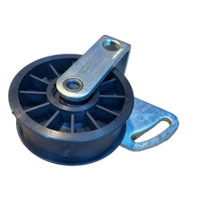 Laden Sie das Bild in den Galerie-Viewer, Tensioner with Bracket – Bukhanka Modern (2.7L), Hunter &amp; 469 (2.7L), Patriot, Profi – OEM 514.111.107 – UAZPARTS.COM UAZ onderdeel – OEM 514.111.107