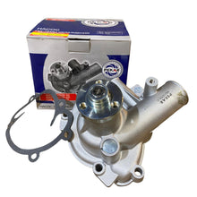 Načíst obrázek do prohlížeče Galerie, Water Pump Cast Iron 38 mm Shaft – Bukhanka Modern (2.7L), Hunter &amp; 469 (2.7L) – OEM 4062 - 1307010 - 42 – Truckman UAZ onderdeel – OEM 4062 - 1307010 - 42