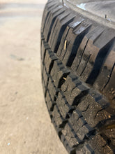 Încarcă imaginea în vizualizatorul Galerie, Wheel &amp; Tire Set 16in White 225/75R16 (5x) – Hunter &amp; 469; Bukhanka – USED – UAZPARTS.COM UAZ PART – OEM 64747447