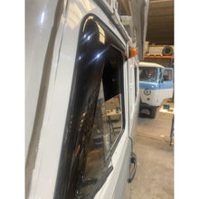 Laden Sie das Bild in den Galerie-Viewer, Wind Deflectors Set (2 pcs) – Bukhanka (Classic &amp; Modern) – OEM 459950134 – UAZPARTS.COM UAZ onderdeel – OEM 459950134 - 