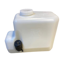 Načíst obrázek do prohlížeče Galerie, Windshield Washer Reservoir with Pump – Bukhanka Modern (2.7L) – OEM 220695 - 5208045 - 01 – UAZPARTS.COM UAZ onderdeel – OEM 220695 - 5208045 - 01